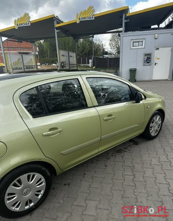 2007' Opel Corsa 1.2 16V Cosmo photo #4