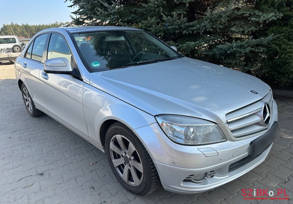 2008' Mercedes-Benz C-Class photo #4