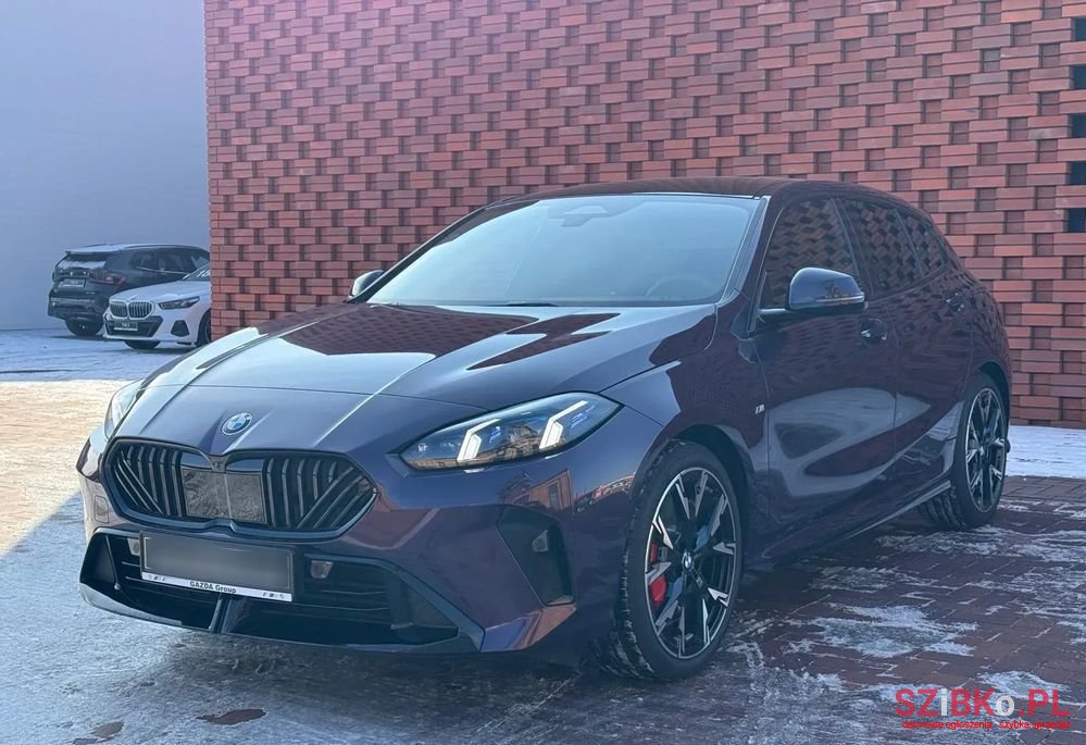 2024' BMW 1 Series 120I photo #5