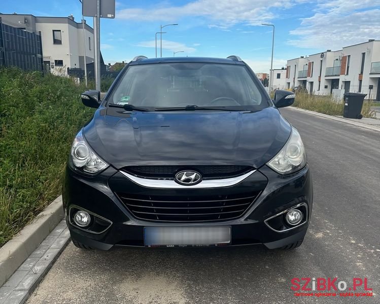 2010' Hyundai ix35 2.0 Crdi Premium photo #2