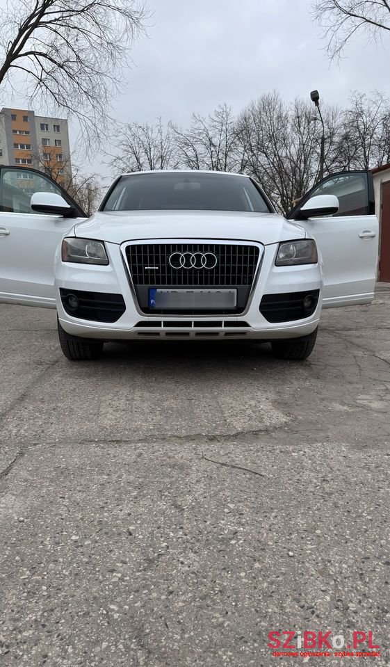 2011' Audi Q5 photo #2