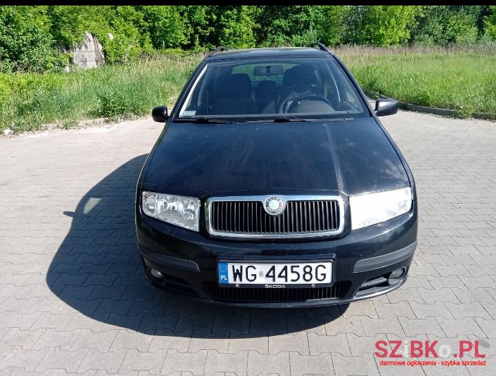 2005' Skoda Fabia photo #3