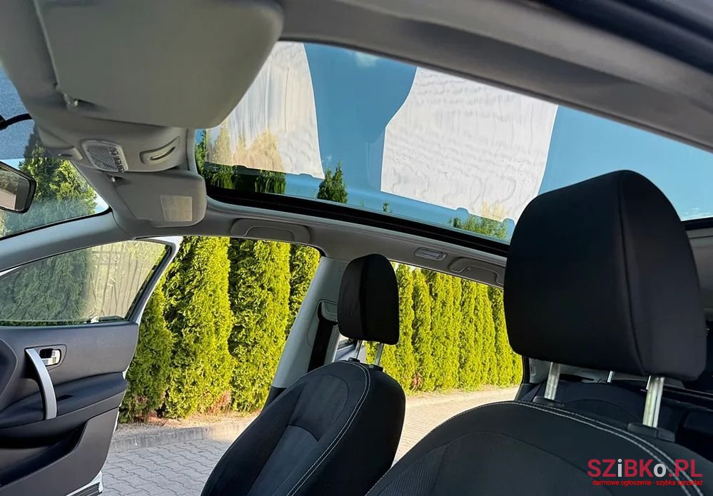 2010' Nissan Qashqai 1.6 Tekna photo #5