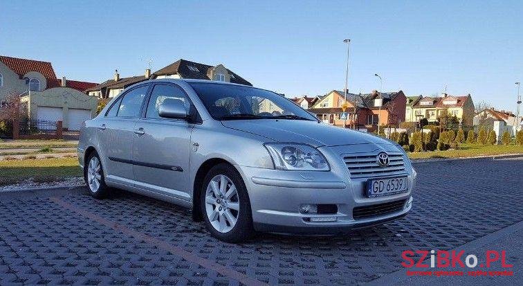 2006' Toyota Avensis photo #2