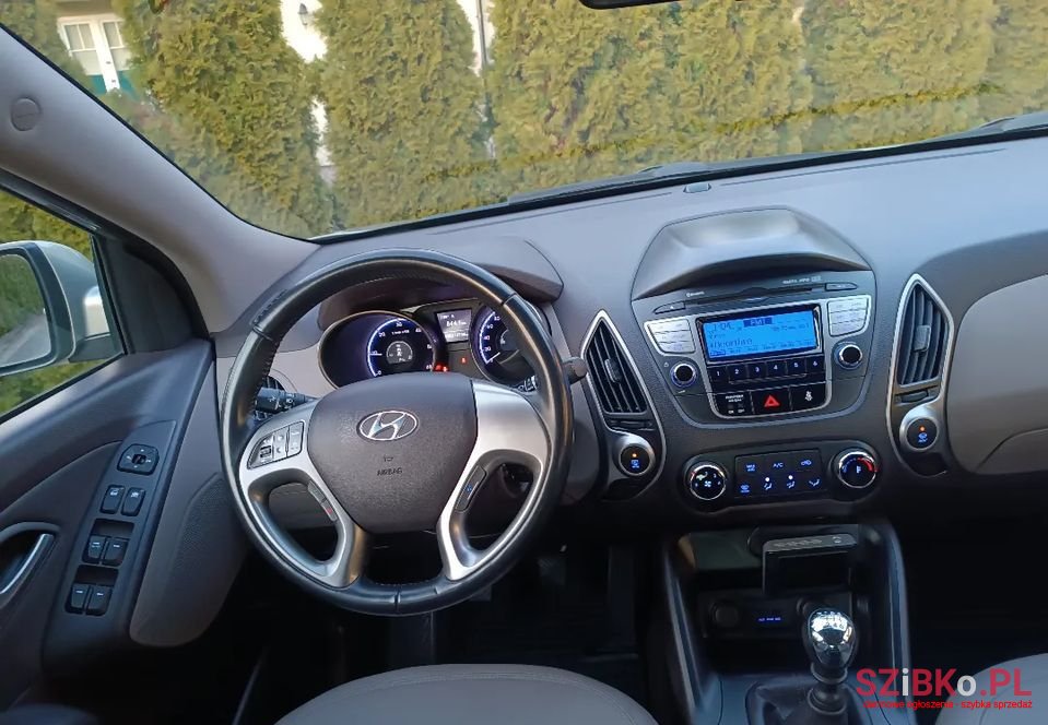 2010' Hyundai ix35 photo #6