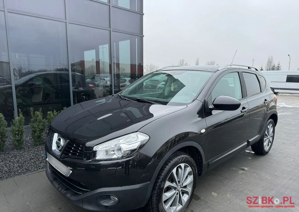 2011' Nissan Qashqai photo #2