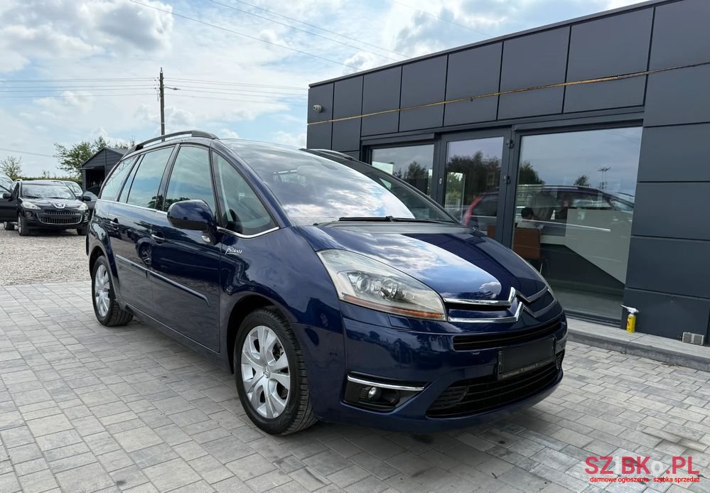 2007' Citroen C4 Grand Picasso photo #2