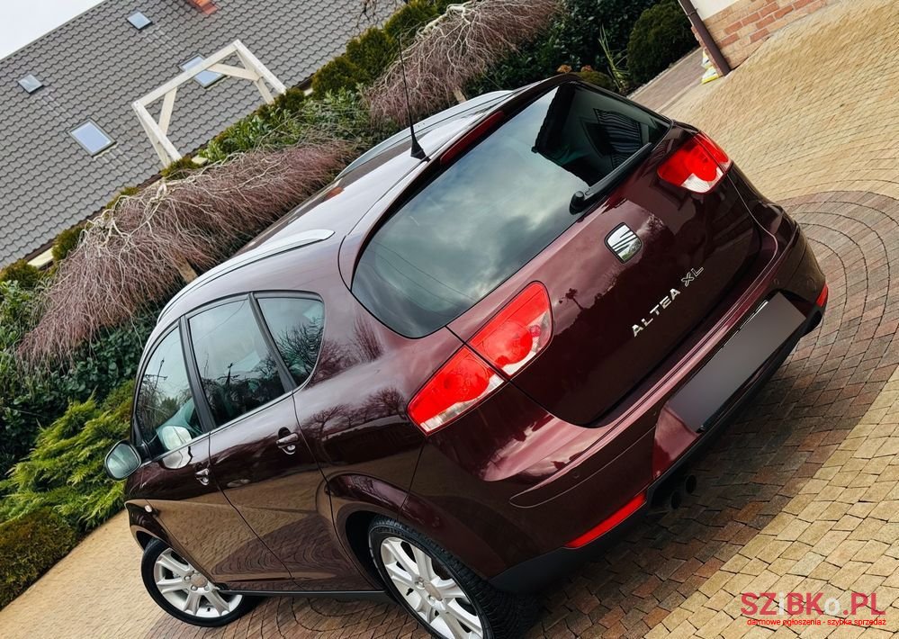 2008' SEAT Altea XL photo #4