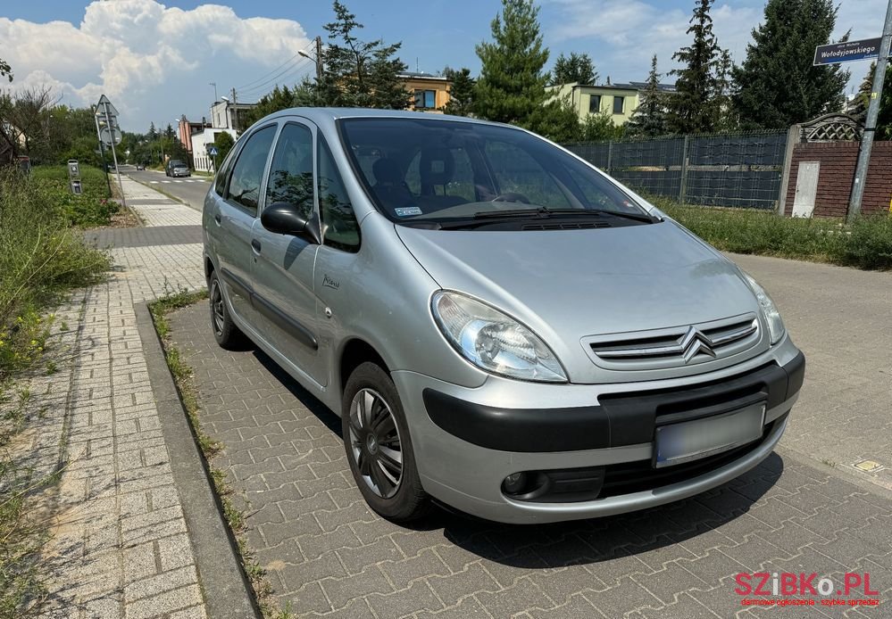 2006' Citroen Xsara Picasso 1.6I 16V Sx photo #1