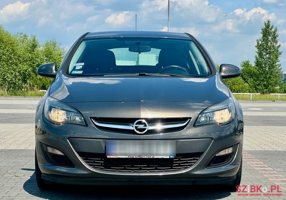 2014' Opel Astra 1.4 Essentia photo #1