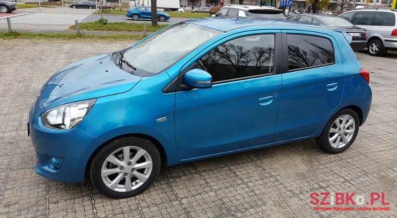 2014' Mitsubishi Space Star photo #1