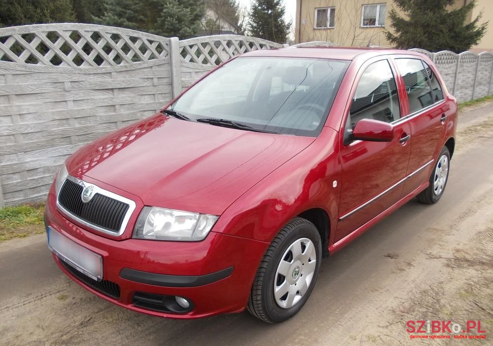 2006' Skoda Fabia photo #1