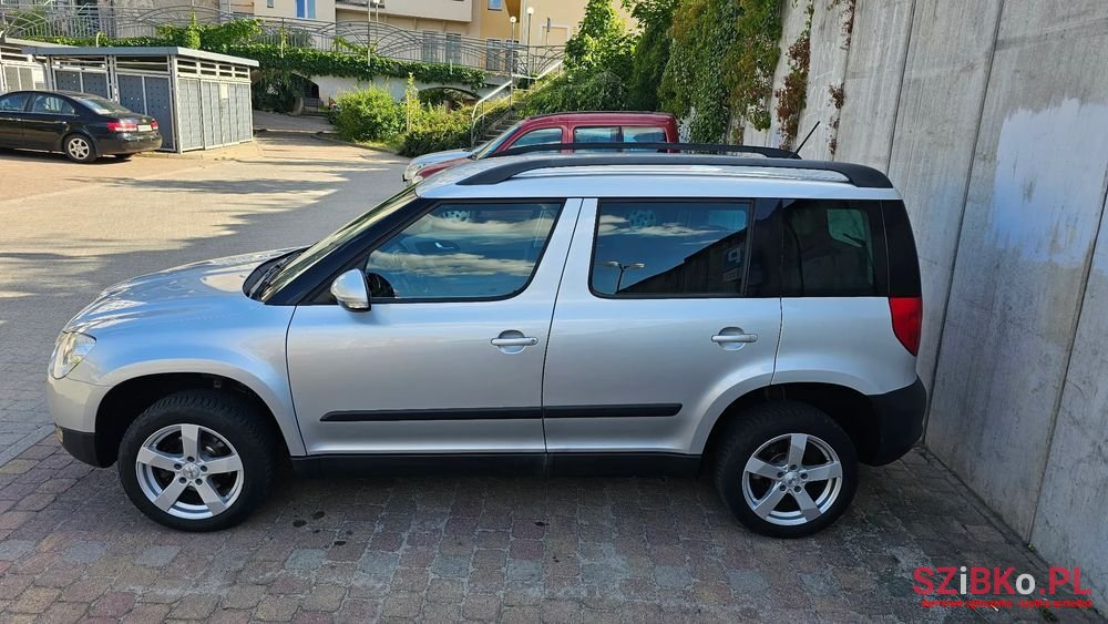 2011' Skoda Yeti 1.2 Tsi photo #5