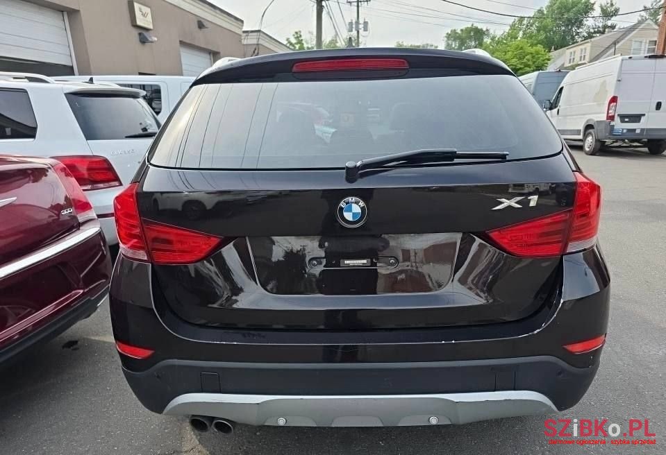 2015' BMW X1 photo #6