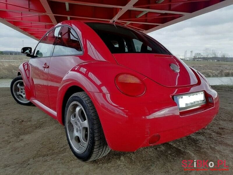 2000' Volkswagen New Beetle photo #3