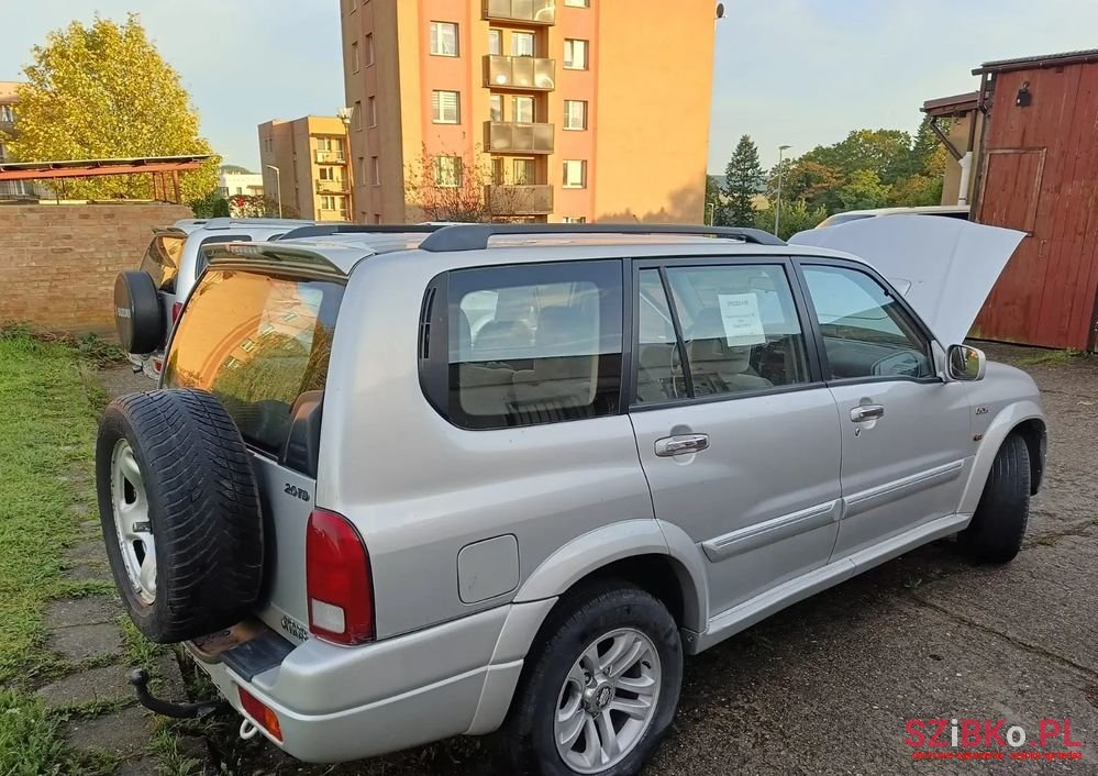 2004' Suzuki Grand Vitara photo #5
