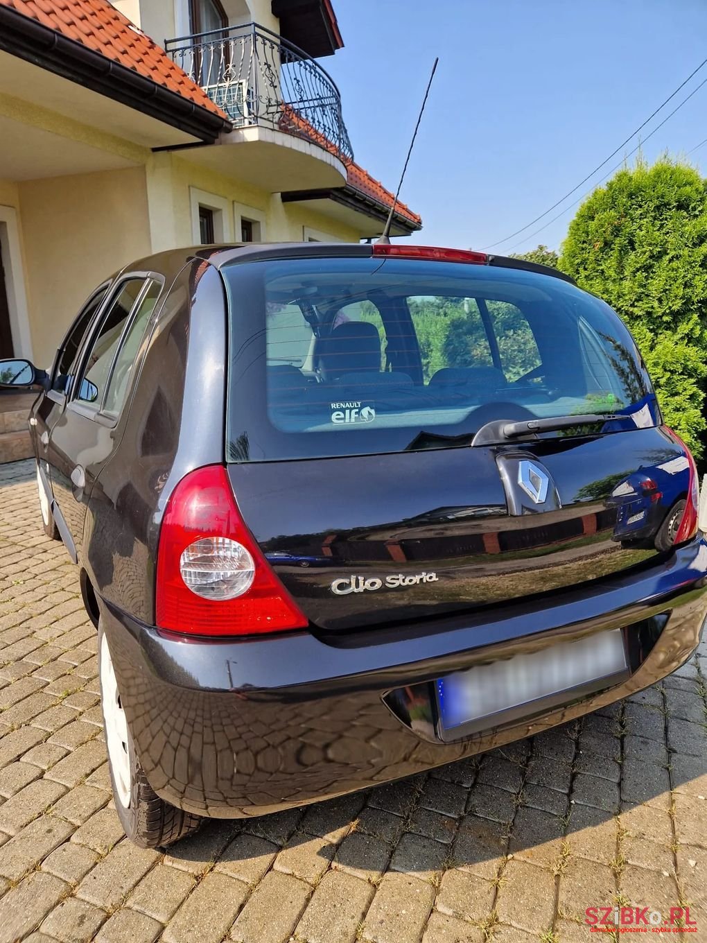 2009' Renault Clio photo #4