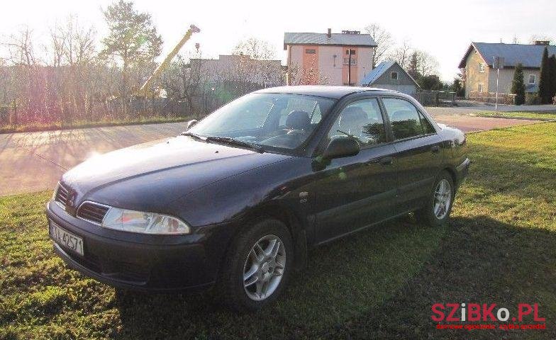 2000' Mitsubishi Carisma photo #1