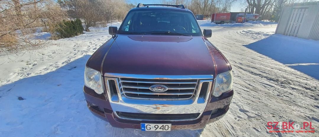 2007' Ford Explorer photo #5