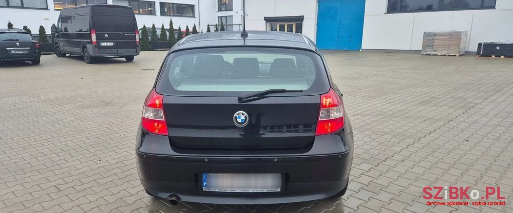 2006' BMW 1 Series photo #2