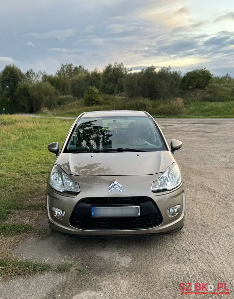 2010' Citroen C3 photo #2