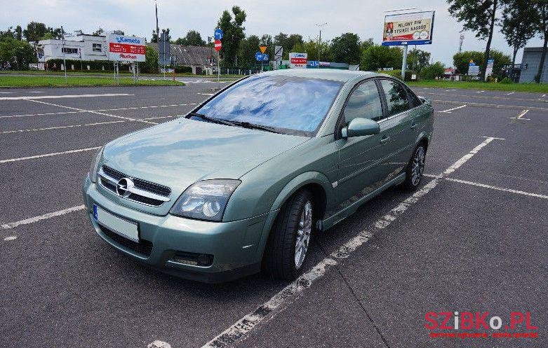 2004' Opel Vectra photo #1