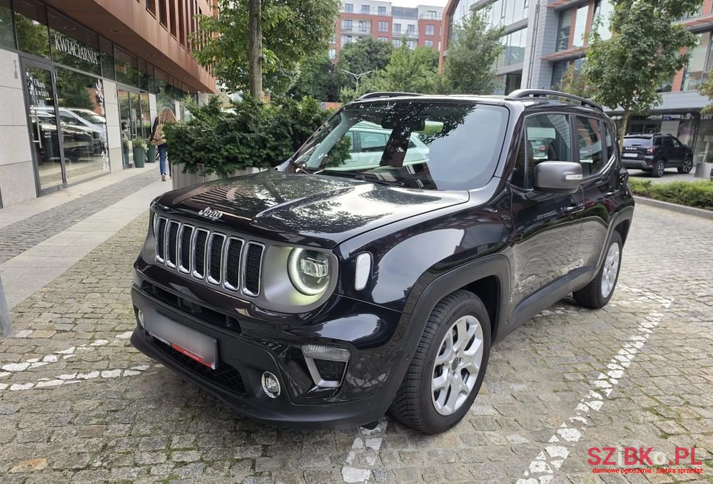 2018' Jeep Renegade photo #1