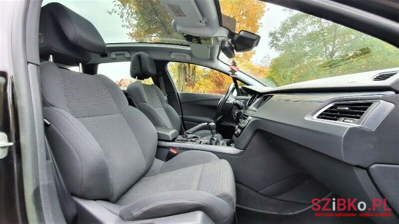 2011' Peugeot 508 photo #3