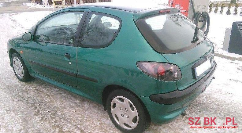 1999' Peugeot 206 photo #2