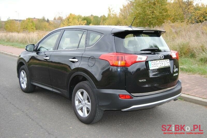 2013' Toyota RAV4 photo #6