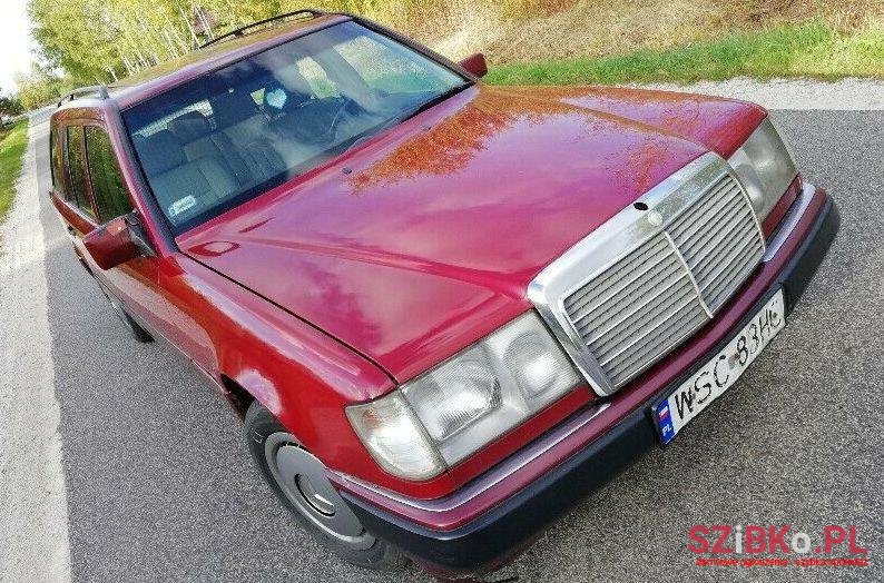1992' Mercedes-Benz W124 photo #1