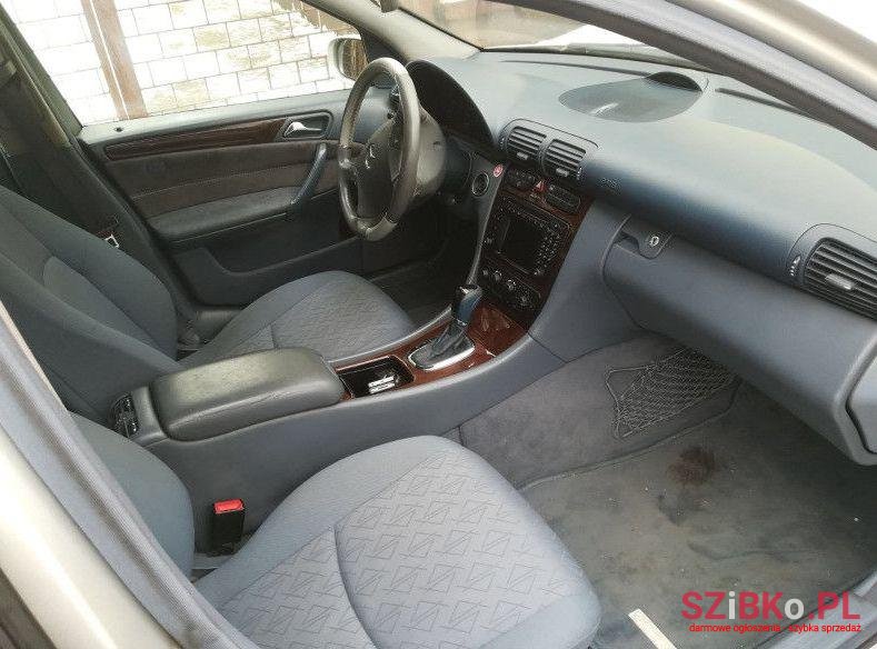 2002' Mercedes-Benz Klasa C photo #2