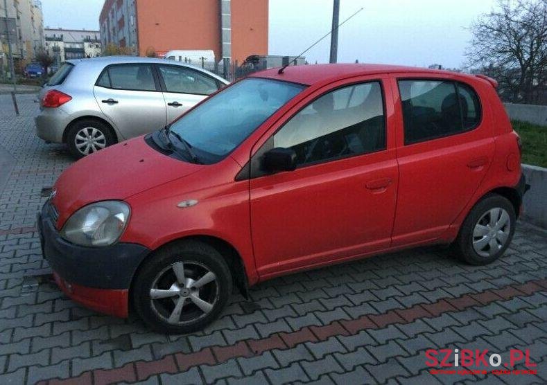 2001' Toyota Yaris photo #1