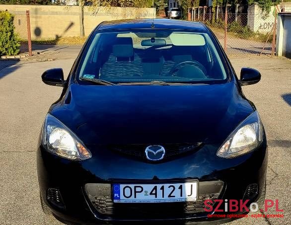 2009' Mazda 2 Sport photo #2