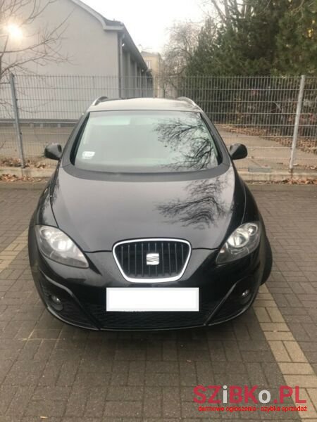 2013' SEAT Altea XL photo #1