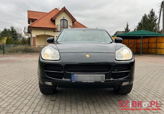 2006' Porsche Cayenne photo #4