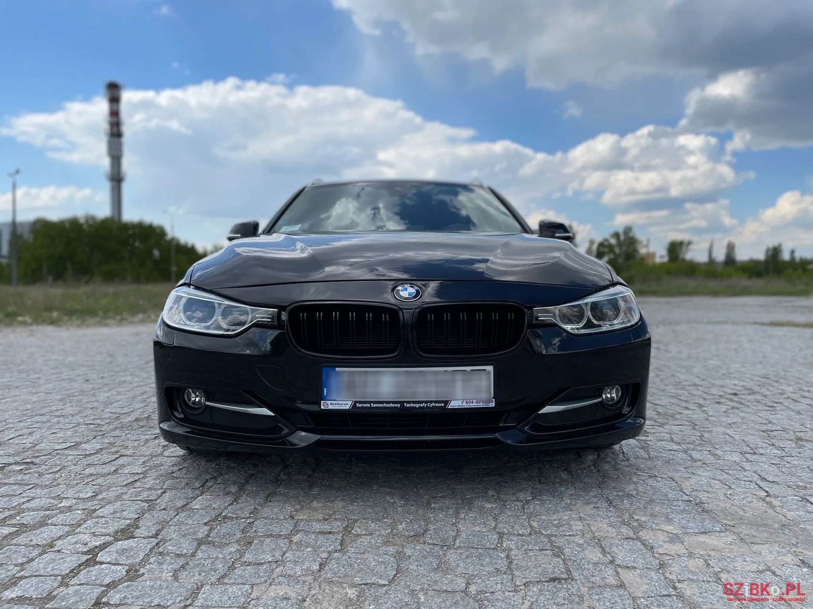 2012' BMW 3 Series photo #3