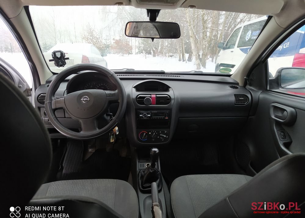 2003' Opel Corsa 1.0 12V Cosmo photo #6