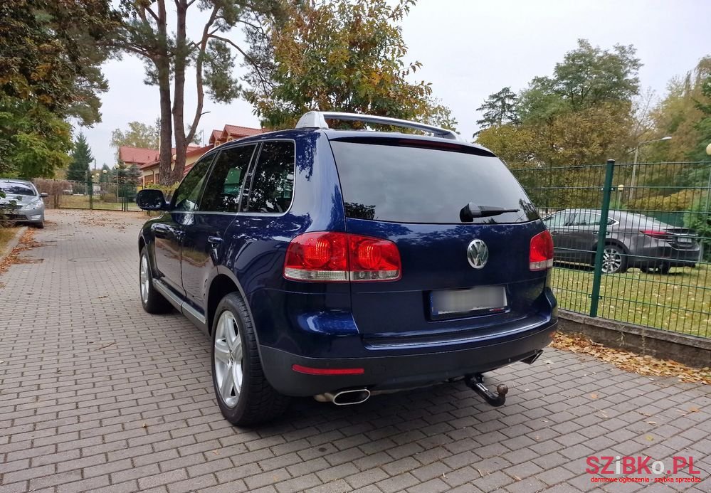 2006' Volkswagen Touareg photo #5