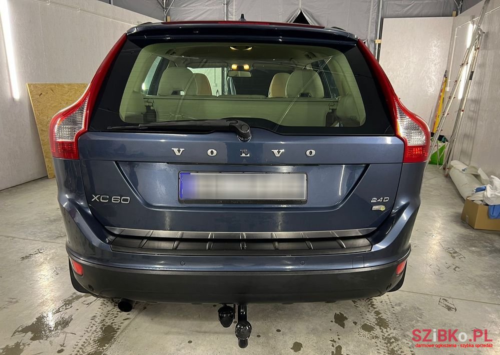 2009' Volvo Xc 60 2.4D photo #3