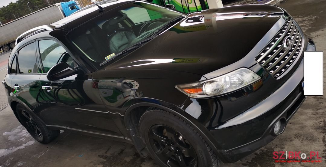 2005' Infiniti FX photo #1