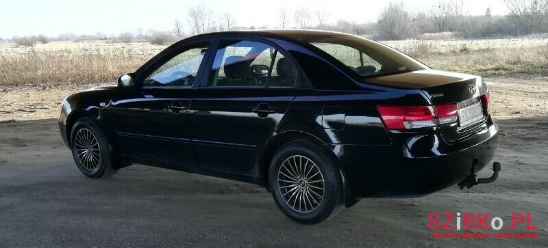 2007' Hyundai Sonata photo #3