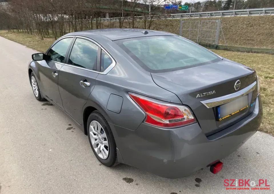 2014' Nissan Altima photo #4