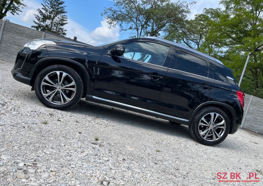 2013' Citroen C4 Aircross photo #5