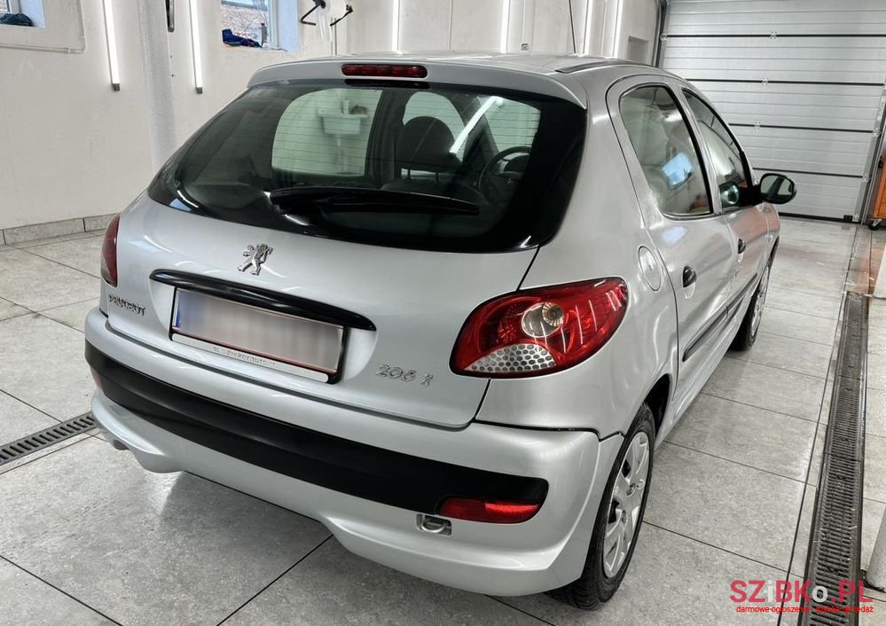 2009' Peugeot 206 Plus photo #4
