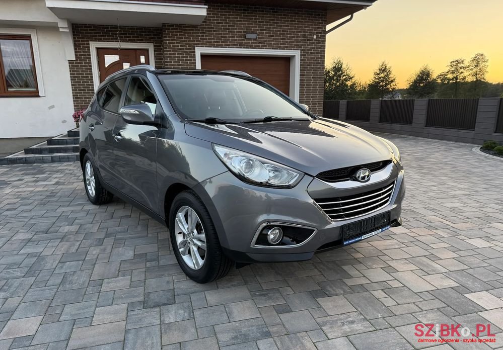 2012' Hyundai ix35 photo #1