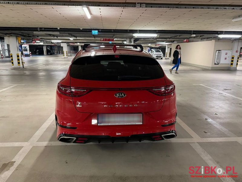 2019' Kia Proceed 1.6 T-Gdi Gt Dct photo #6