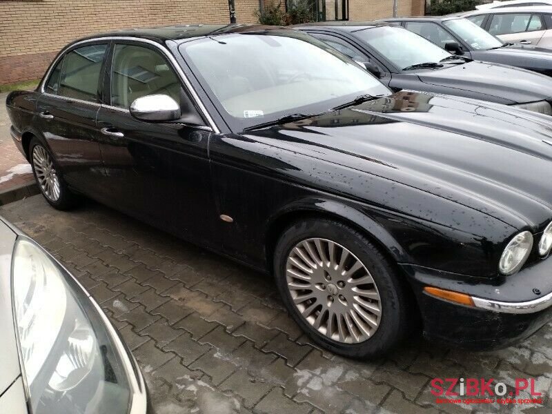 2007' Jaguar XJ photo #4