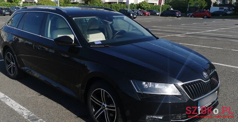 2018' Skoda Superb 2.0 Tdi Style photo #1