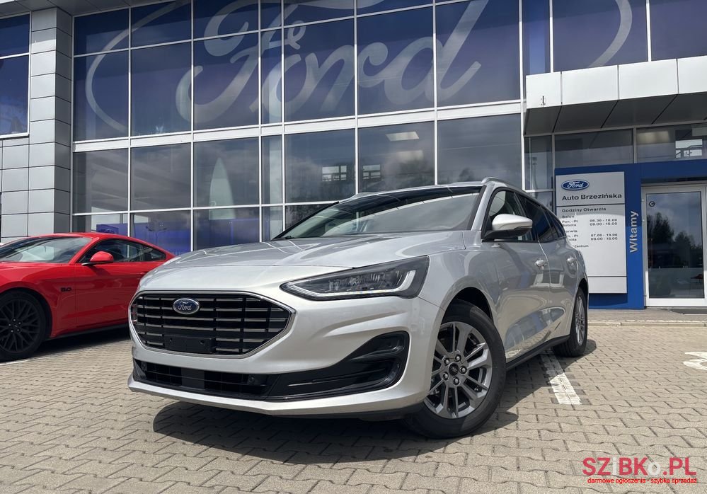 2024' Ford Focus 1.0 Ecoboost Titanium photo #2